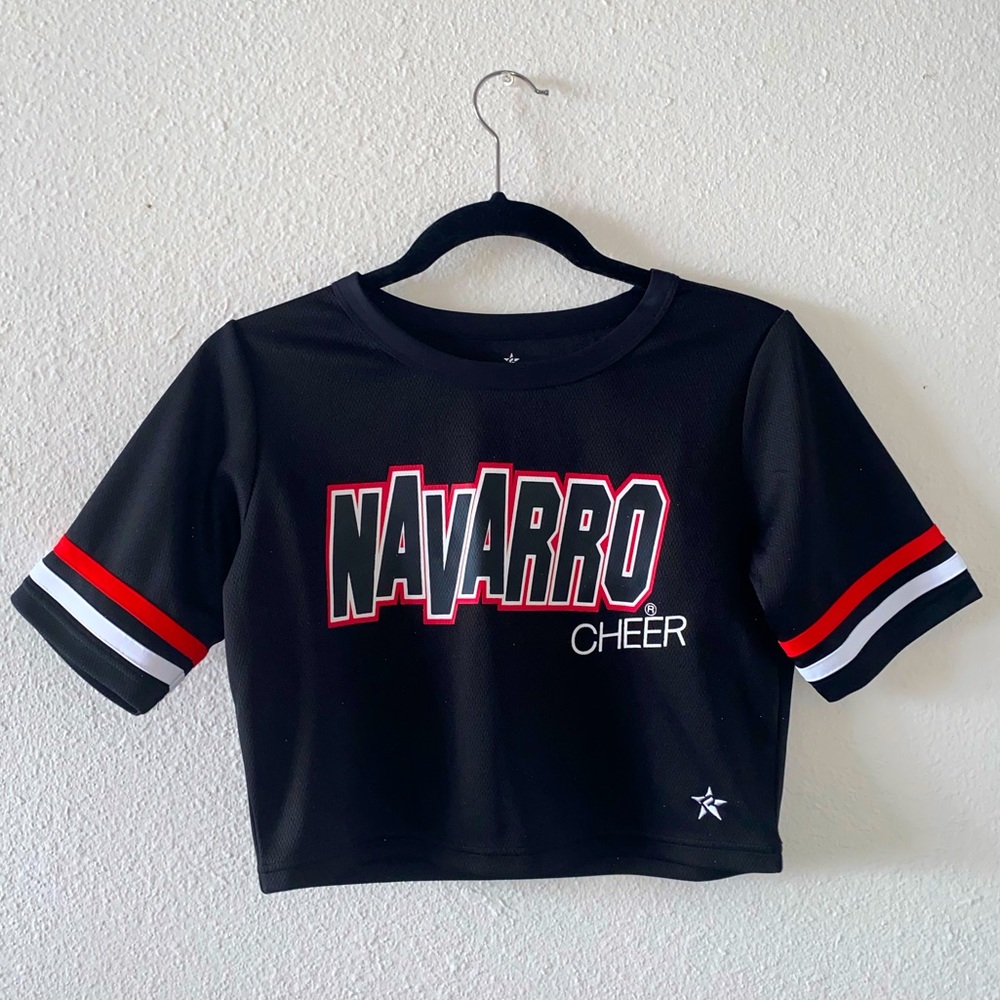 ‘Navarro Cheer Netflix’ Crop tee • Brand: Rebel • Size: S •